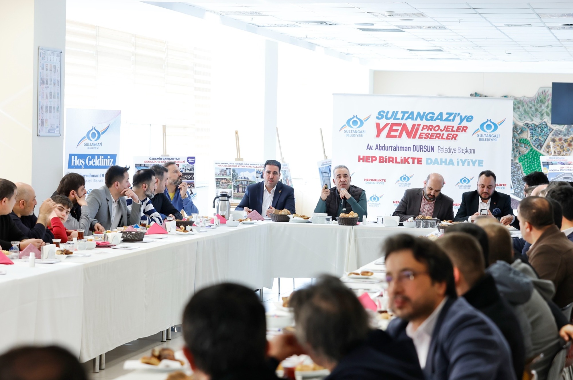 Başkan Dursun, Berber ve Kuaför Esnafını Ağırladı