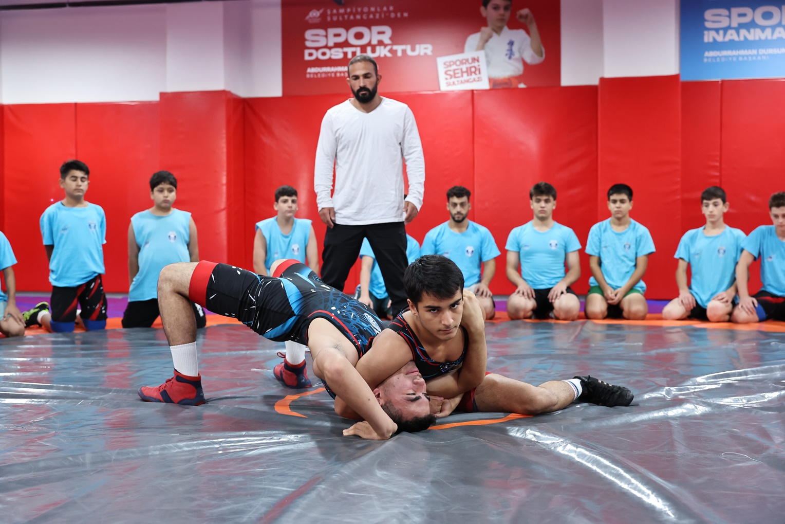 Geleceğin Pehlivanları Sultangazi’de Yetişiyor