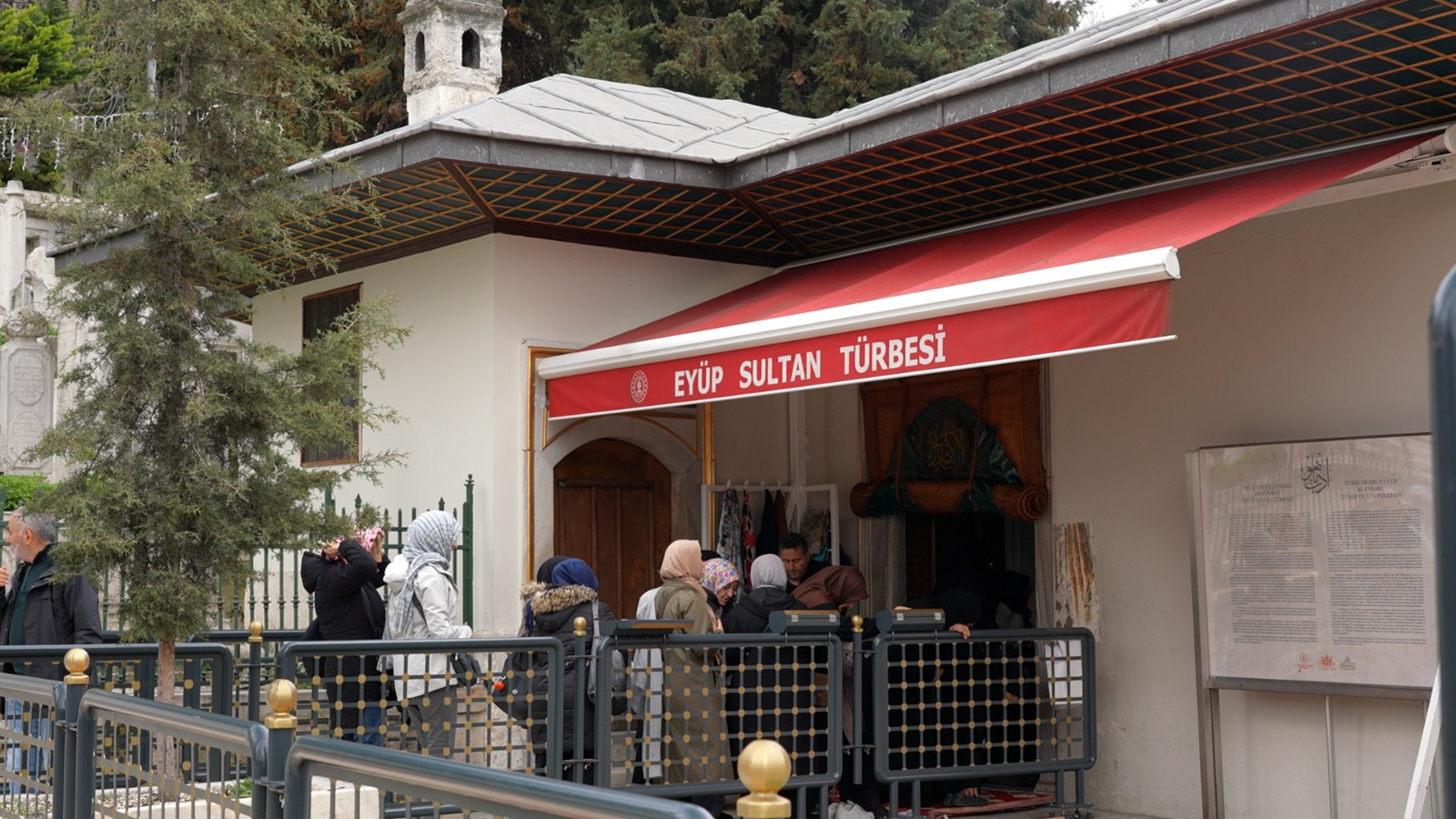 Manevi Diyarlara Yolculuk