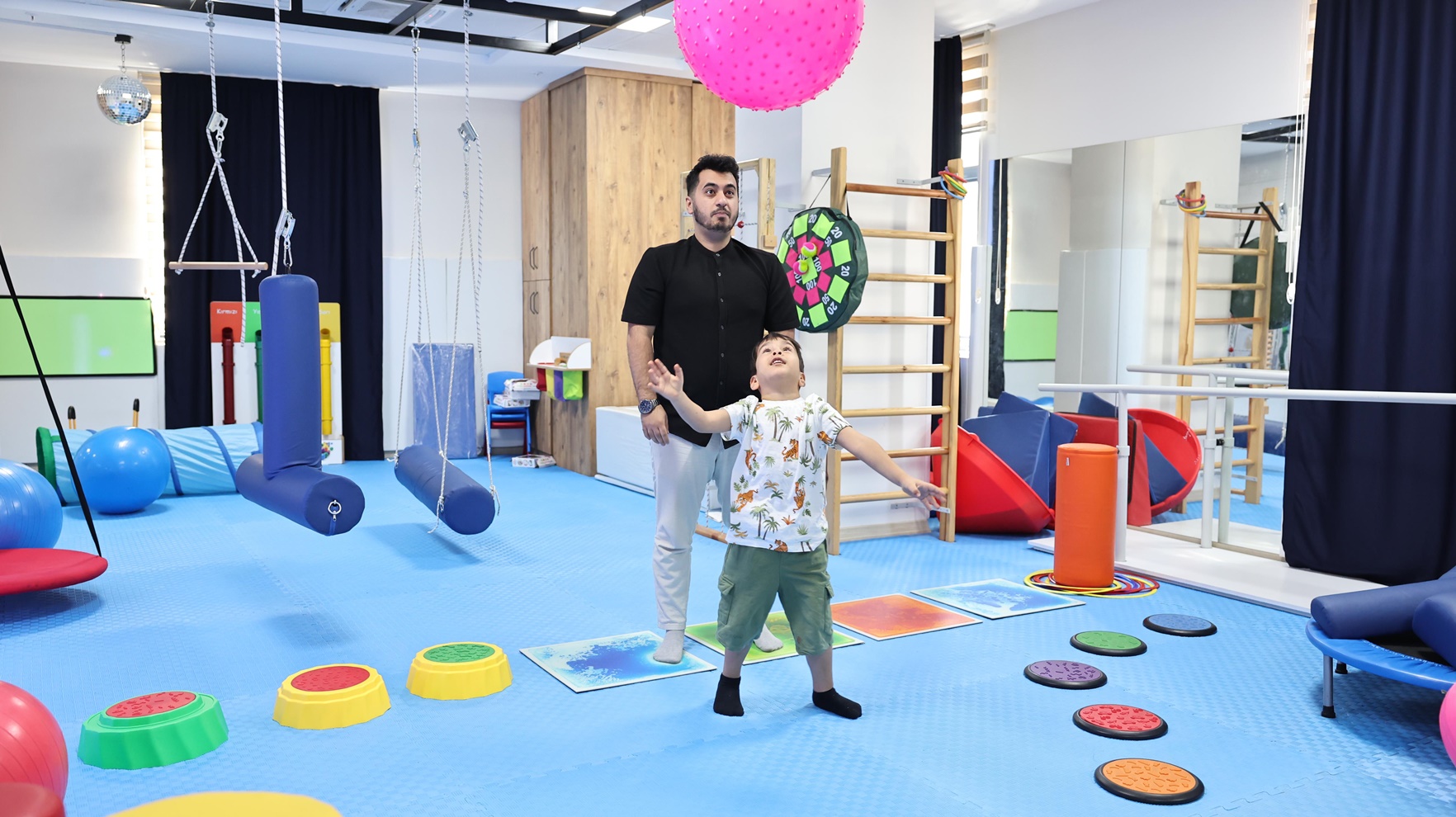 Özel Bireyler için “Engelsiz Saatler” Büyük İlgi Görüyor