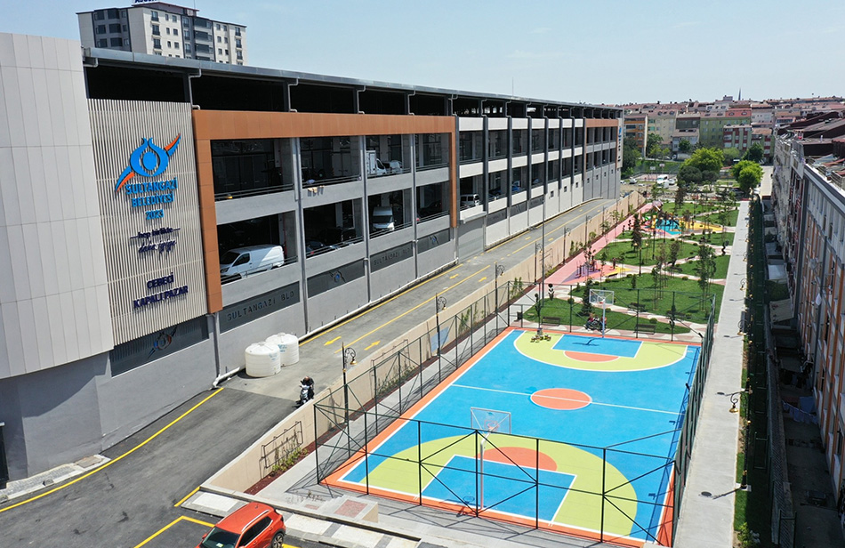 Sultangazi Belediyesi'nden Cebeci Mahallesi'ne Yepyeni Bir Park ve Yeşil Alan