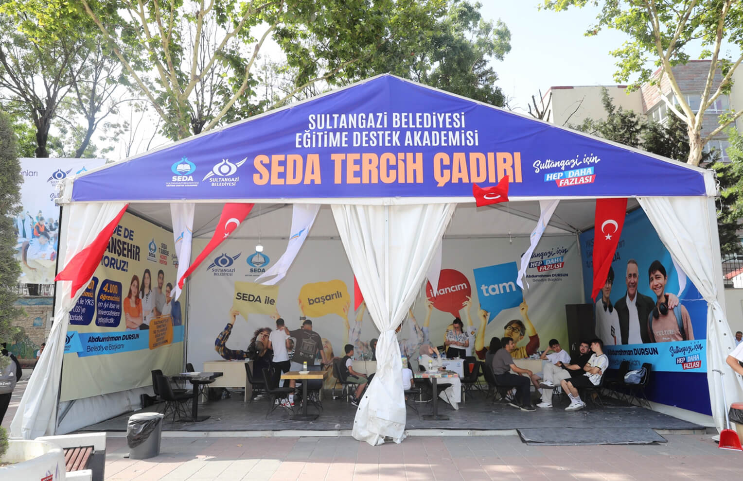 Sultangazi Belediyesi’nden Lise Öğrencilerine Ücretsiz Tercih Danışmanlık Hizmeti