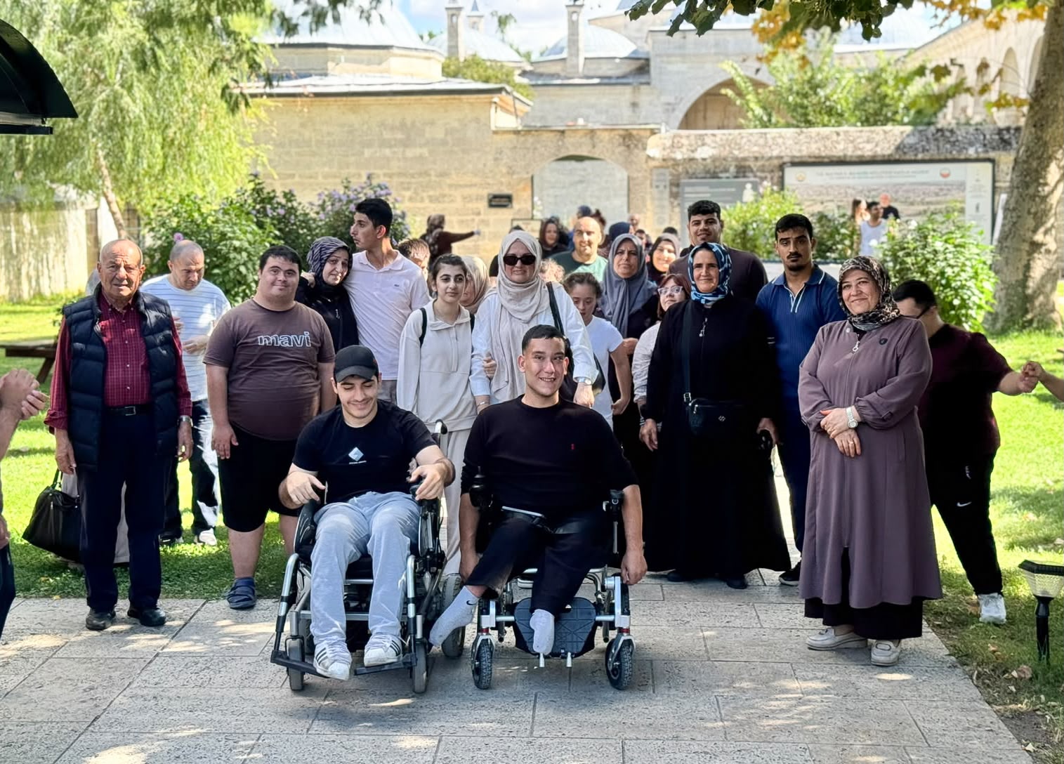 Sultangazi Belediyesi’nden Özel Bireylere Edirne Gezisi
