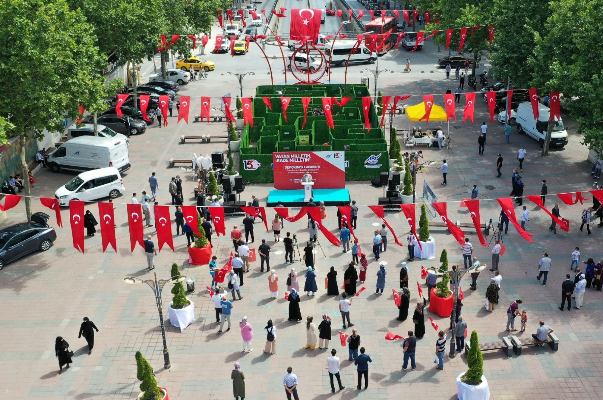 Sultangazi'de "Demokrasi Labirenti"