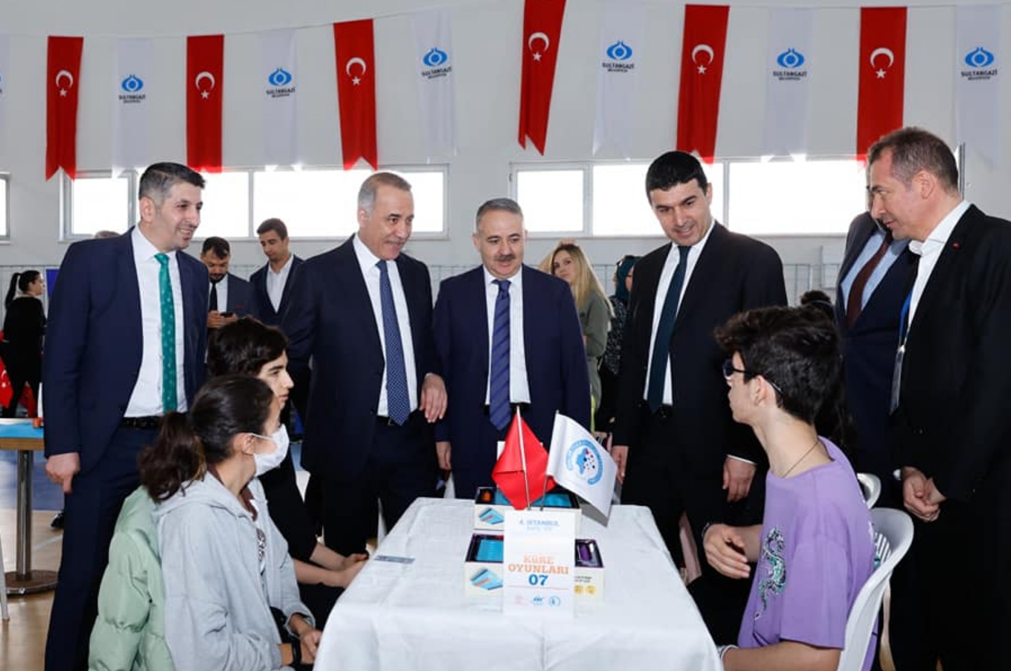 4. İstanbul Akıl Zekâ Oyunları Turnuvası ve Ödül Töreni Sultangazi Belediyesi’nin Ev Sahipliğinde Gerçekleşti